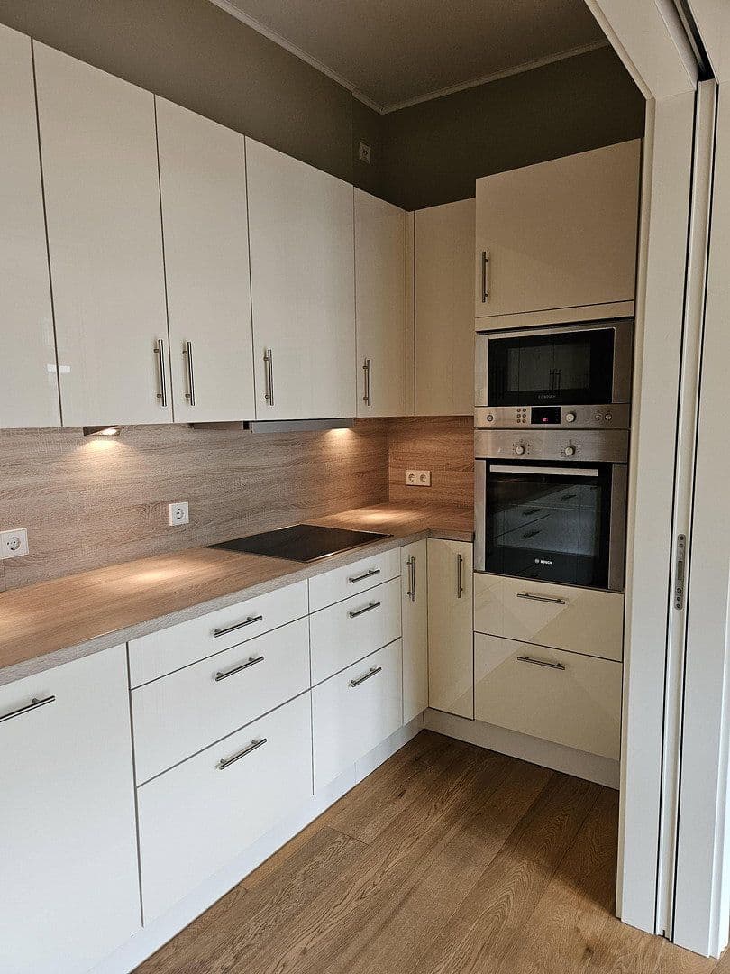 Prodej bytu 4+1 130 m², Neue Grünstraße 2, Berlin, Berlín Prodej bytu 4+1 130 m², Neue Grünstraße 2, Berlin, Berlín