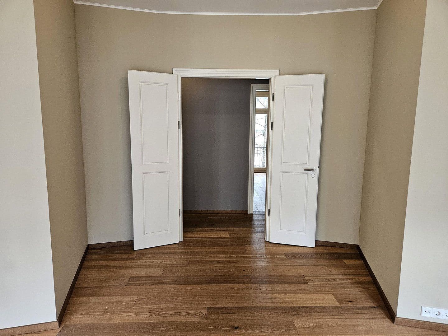 Prodej bytu 4+1 130 m², Neue Grünstraße 2, Berlin, Berlín Prodej bytu 4+1 130 m², Neue Grünstraße 2, Berlin, Berlín