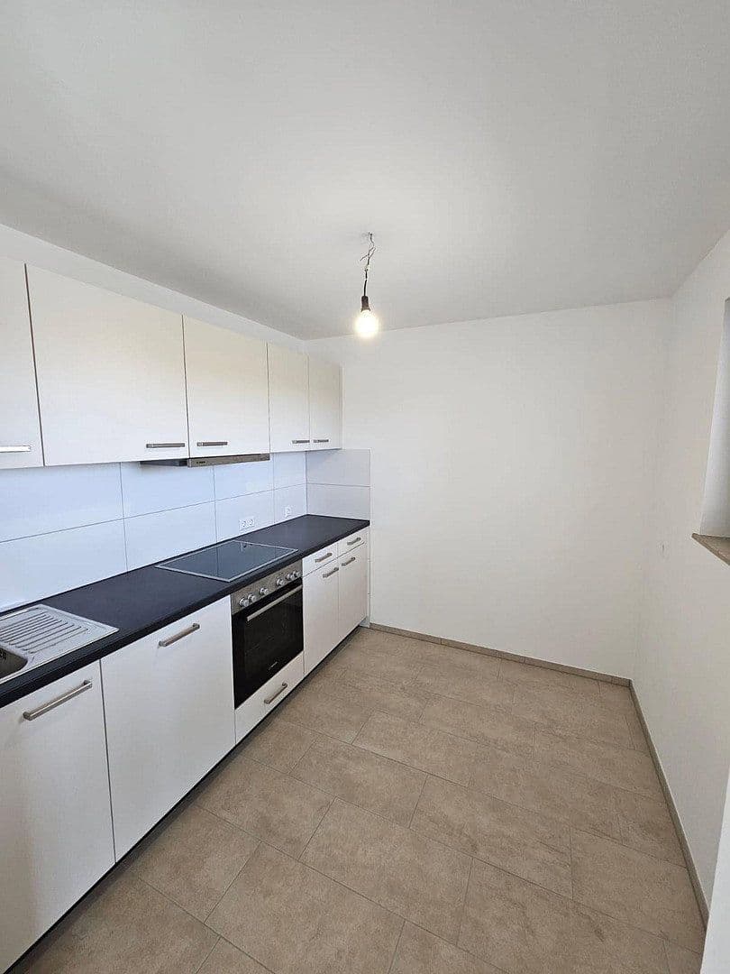 Pronájem bytu 1+kk 49 m², Moltkestraße 97, Reutlingen, Bádensko-Württembersko Pronájem bytu 1+kk 49 m², Moltkestraße 97, Reutlingen, Bádensko-Württembersko