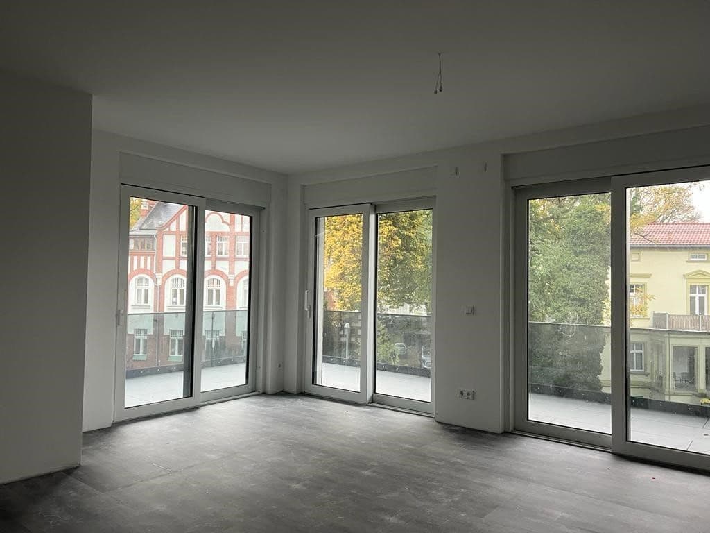 Pronájem bytu 4+1 112 m², Treppendorfer Str. 47 und 48, Lubín, Braniborsko Pronájem bytu 4+1 112 m², Treppendorfer Str. 47 und 48, Lubín, Braniborsko