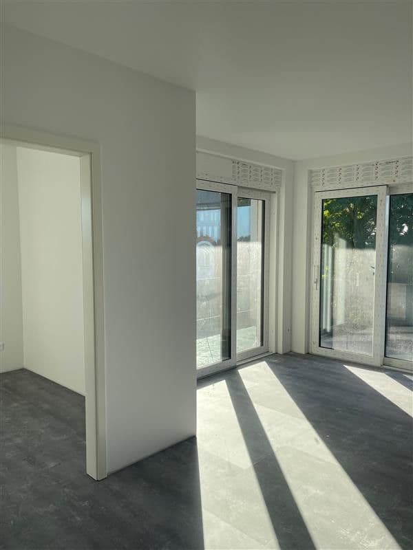 Pronájem bytu 4+1 112 m², Treppendorfer Str. 47 und 48, Lubín, Braniborsko Pronájem bytu 4+1 112 m², Treppendorfer Str. 47 und 48, Lubín, Braniborsko