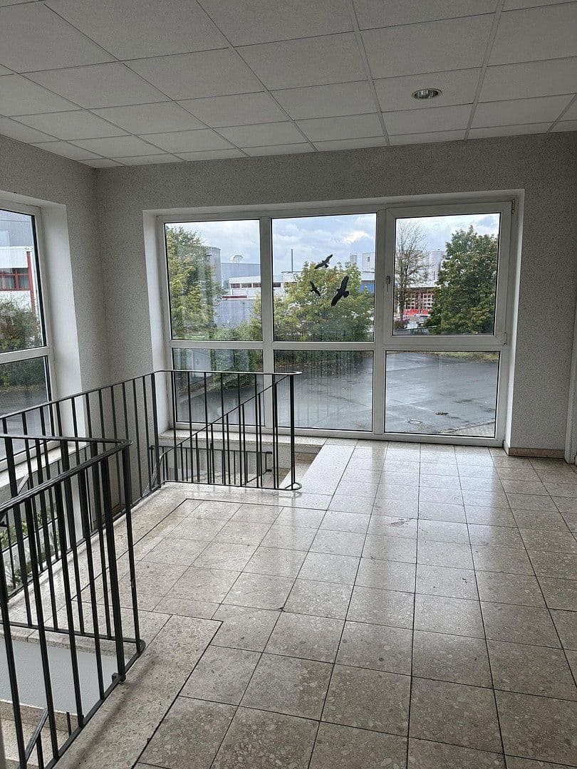 Pronájem nebytového prostoru 2.100 m², Bayreuth, Bavorsko Pronájem nebytového prostoru 2.100 m², Bayreuth, Bavorsko