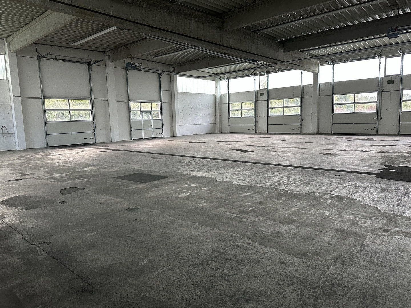 Pronájem nebytového prostoru 2.100 m², Bayreuth, Bavorsko Pronájem nebytového prostoru 2.100 m², Bayreuth, Bavorsko
