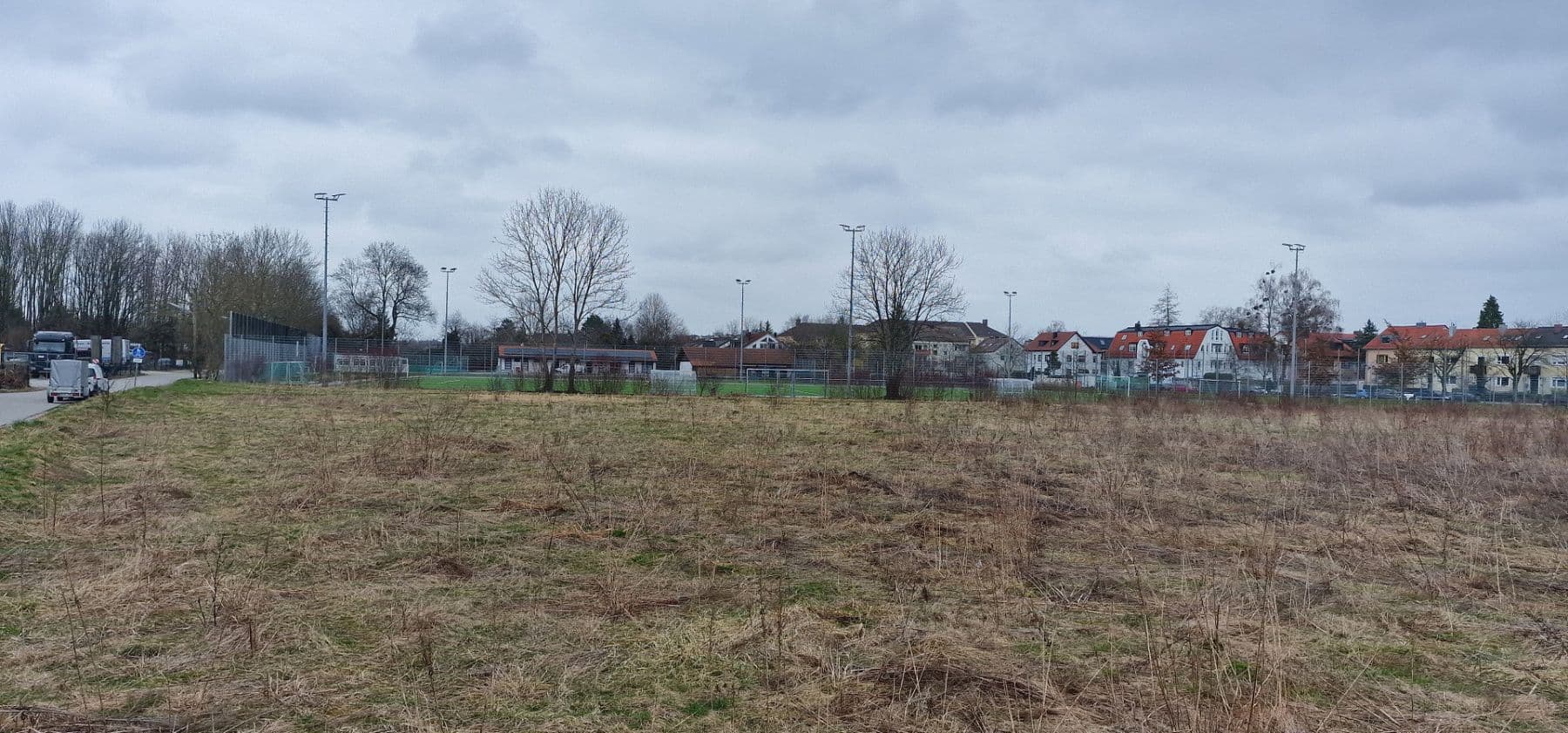 Pronájem pozemku 9.138 m², Saarlouiser Str./Lauinger Str, München, Bavorsko Pronájem pozemku 9.138 m², Saarlouiser Str./Lauinger Str, München, Bavorsko