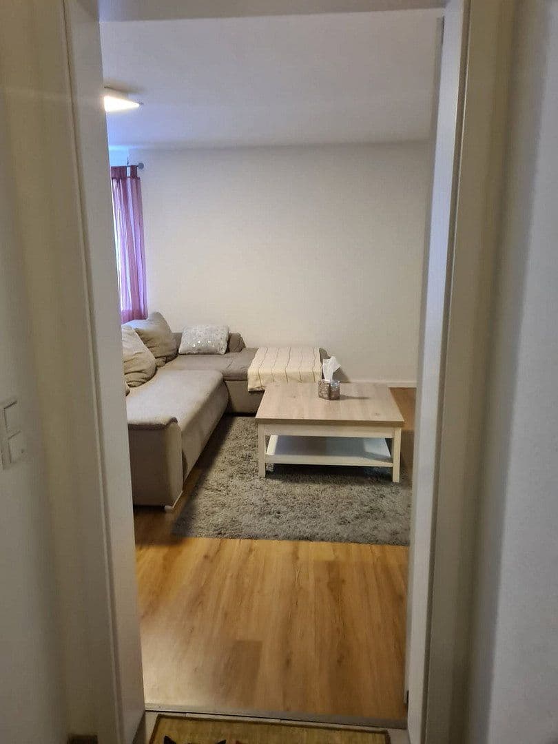 Pronájem bytu 2+1 55 m², Holzgerlingen, Bádensko-Württembersko Pronájem bytu 2+1 55 m², Holzgerlingen, Bádensko-Württembersko