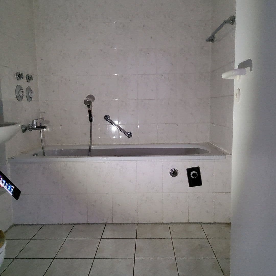 Pronájem bytu 2+1 52 m², Birkenallee 4, Dessau-Roßlau, Sasko-Anhaltsko Pronájem bytu 2+1 52 m², Birkenallee 4, Dessau-Roßlau, Sasko-Anhaltsko