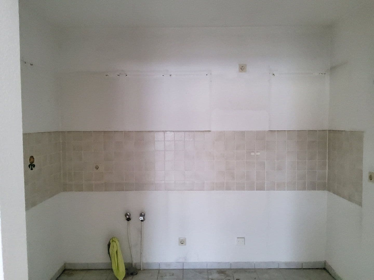 Pronájem bytu 2+1 52 m², Birkenallee 4, Dessau-Roßlau, Sasko-Anhaltsko Pronájem bytu 2+1 52 m², Birkenallee 4, Dessau-Roßlau, Sasko-Anhaltsko