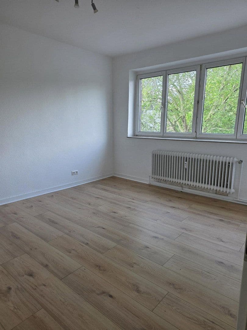 Pronájem bytu 2+1 43 m², Hülser Str. 169, Krefeld, Severní Porýní-Vestfálsko Pronájem bytu 2+1 43 m², Hülser Str. 169, Krefeld, Severní Porýní-Vestfálsko