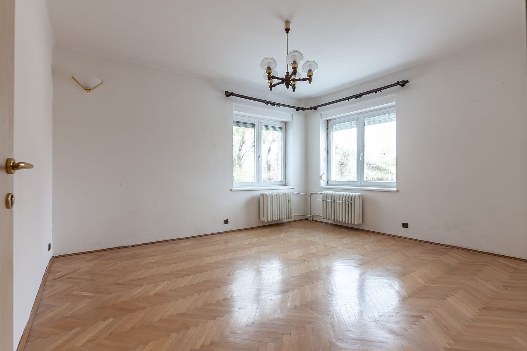 Prodej domu 252 m², pozemek 710 m², Olbrachtova, Černošice, Středočeský kraj Prodej domu 252 m², pozemek 710 m², Olbrachtova, Černošice, Středočeský kraj