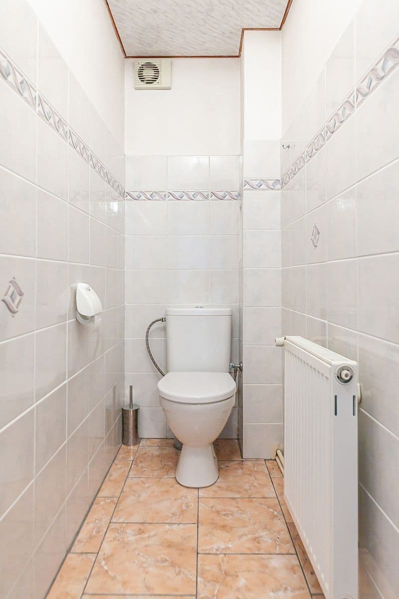 Prodej domu 252 m², pozemek 710 m², Olbrachtova, Černošice, Středočeský kraj Prodej domu 252 m², pozemek 710 m², Olbrachtova, Černošice, Středočeský kraj
