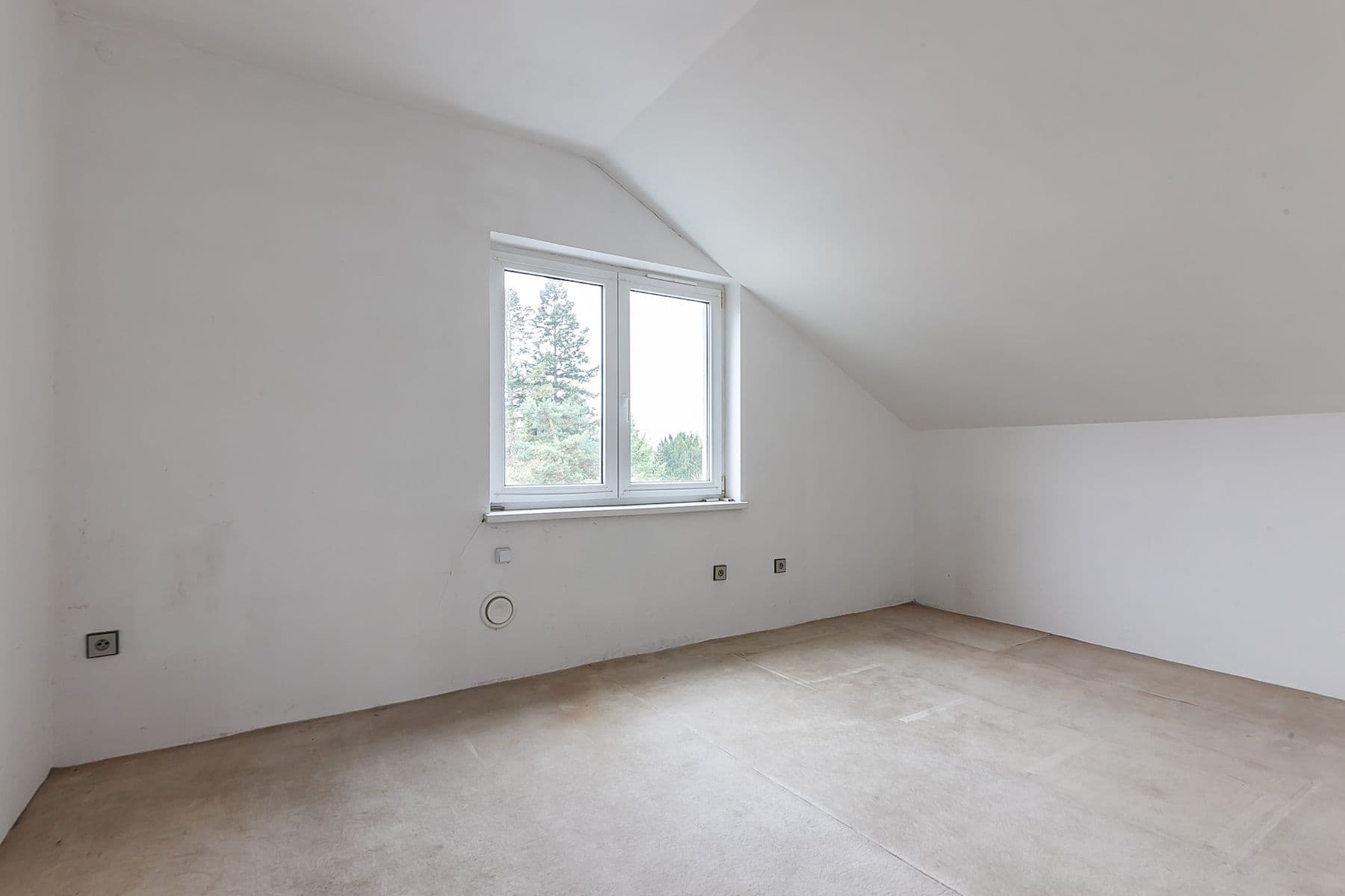 Prodej domu 252 m², pozemek 710 m², Olbrachtova, Černošice, Středočeský kraj Prodej domu 252 m², pozemek 710 m², Olbrachtova, Černošice, Středočeský kraj