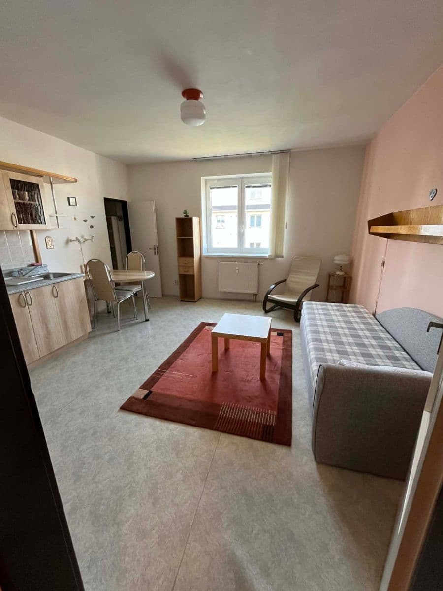 Pronájem bytu 1+kk 32 m², Loudů, Dobřany, Plzeňský kraj Pronájem bytu 1+kk 32 m², Loudů, Dobřany, Plzeňský kraj