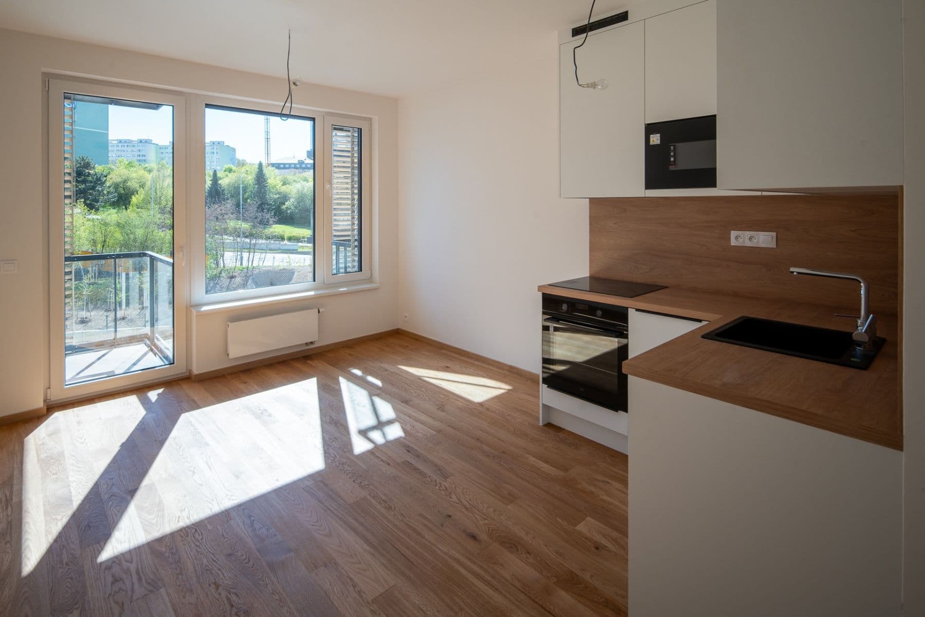 Pronájem bytu 1+kk 30 m², Komárkova, Praha, Praha Pronájem bytu 1+kk 30 m², Komárkova, Praha, Praha