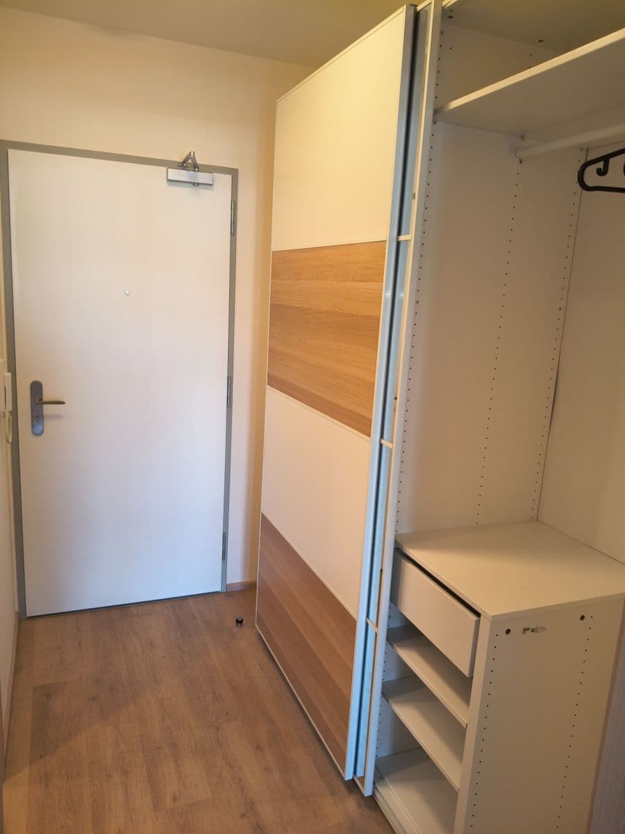 Pronájem bytu 1+kk 35 m², Bukačova, Praha, Praha Pronájem bytu 1+kk 35 m², Bukačova, Praha, Praha