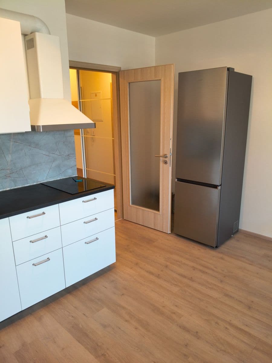 Pronájem bytu 1+kk 35 m², Bukačova, Praha, Praha Pronájem bytu 1+kk 35 m², Bukačova, Praha, Praha