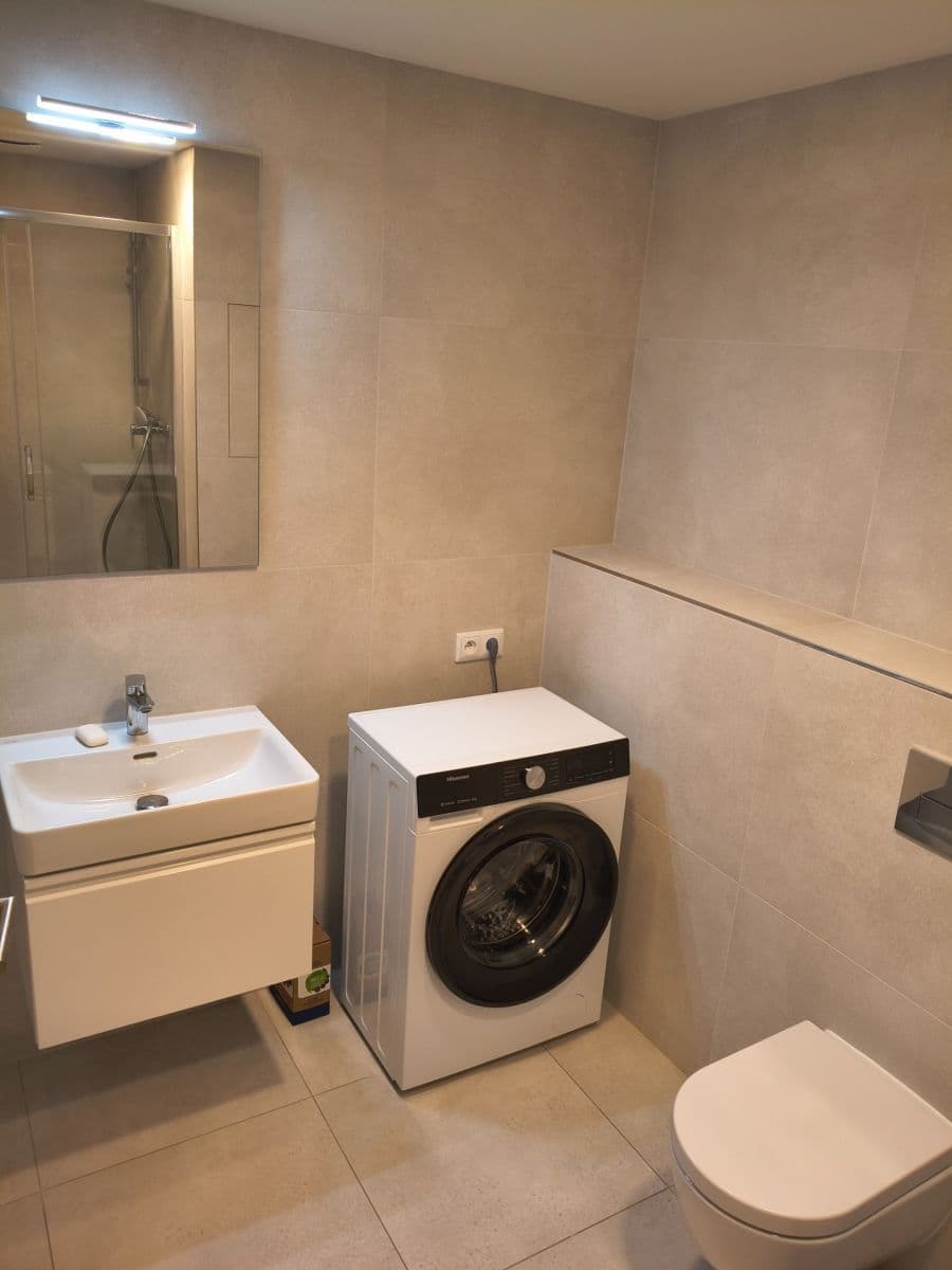 Pronájem bytu 1+kk 35 m², Bukačova, Praha, Praha Pronájem bytu 1+kk 35 m², Bukačova, Praha, Praha