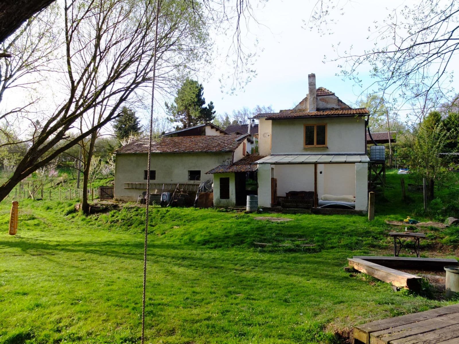 Prodej domu 99 m², pozemek 2.524 m², Vlašim, Středočeský kraj Prodej domu 99 m², pozemek 2.524 m², Vlašim, Středočeský kraj
