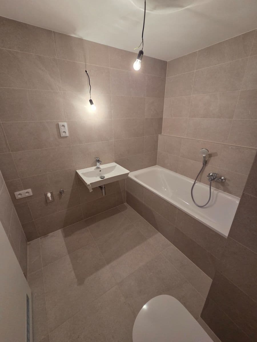 Pronájem bytu 2+kk 54 m², Nebřenická, Praha, Praha Pronájem bytu 2+kk 54 m², Nebřenická, Praha, Praha