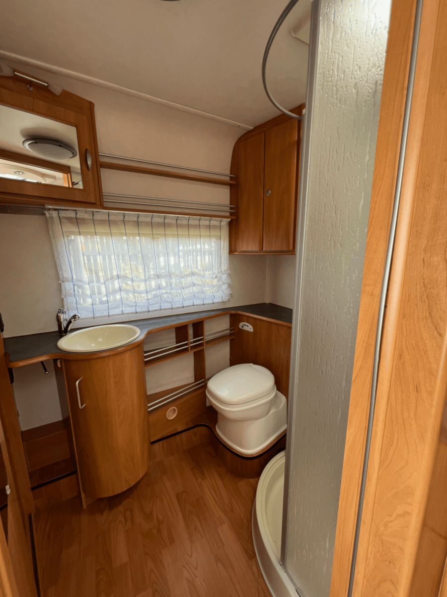 Prodej chaty, chalupy 24 m², pozemek 1.800 m², Česká Lípa, Liberecký kraj Prodej chaty, chalupy 24 m², pozemek 1.800 m², Česká Lípa, Liberecký kraj