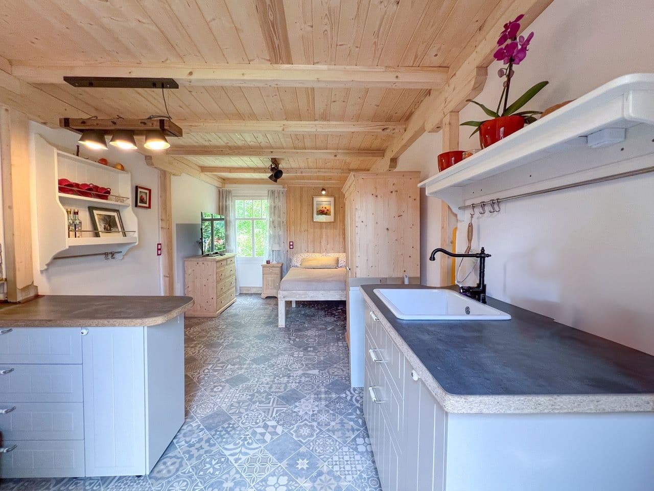 Prodej chaty, chalupy 24 m², pozemek 1.800 m², Česká Lípa, Liberecký kraj Prodej chaty, chalupy 24 m², pozemek 1.800 m², Česká Lípa, Liberecký kraj