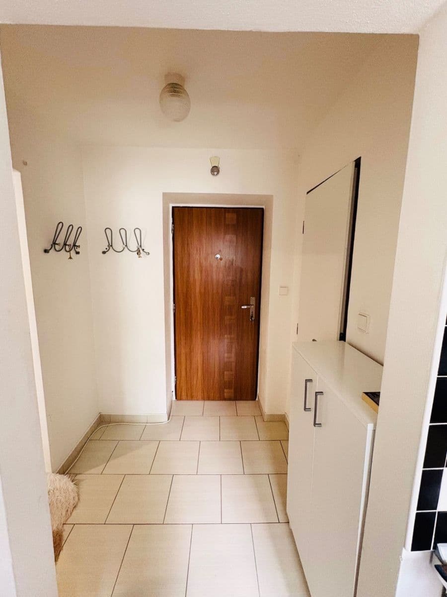 Pronájem bytu 1+1 29 m², Míru, Kladno, Středočeský kraj Pronájem bytu 1+1 29 m², Míru, Kladno, Středočeský kraj