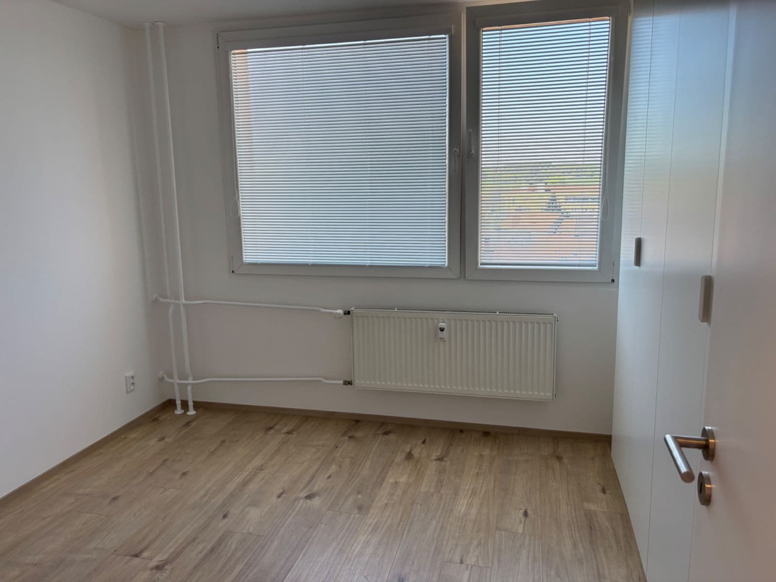Pronájem bytu 3+kk 61 m², Rákosníkova, Neveklov, Středočeský kraj Pronájem bytu 3+kk 61 m², Rákosníkova, Neveklov, Středočeský kraj