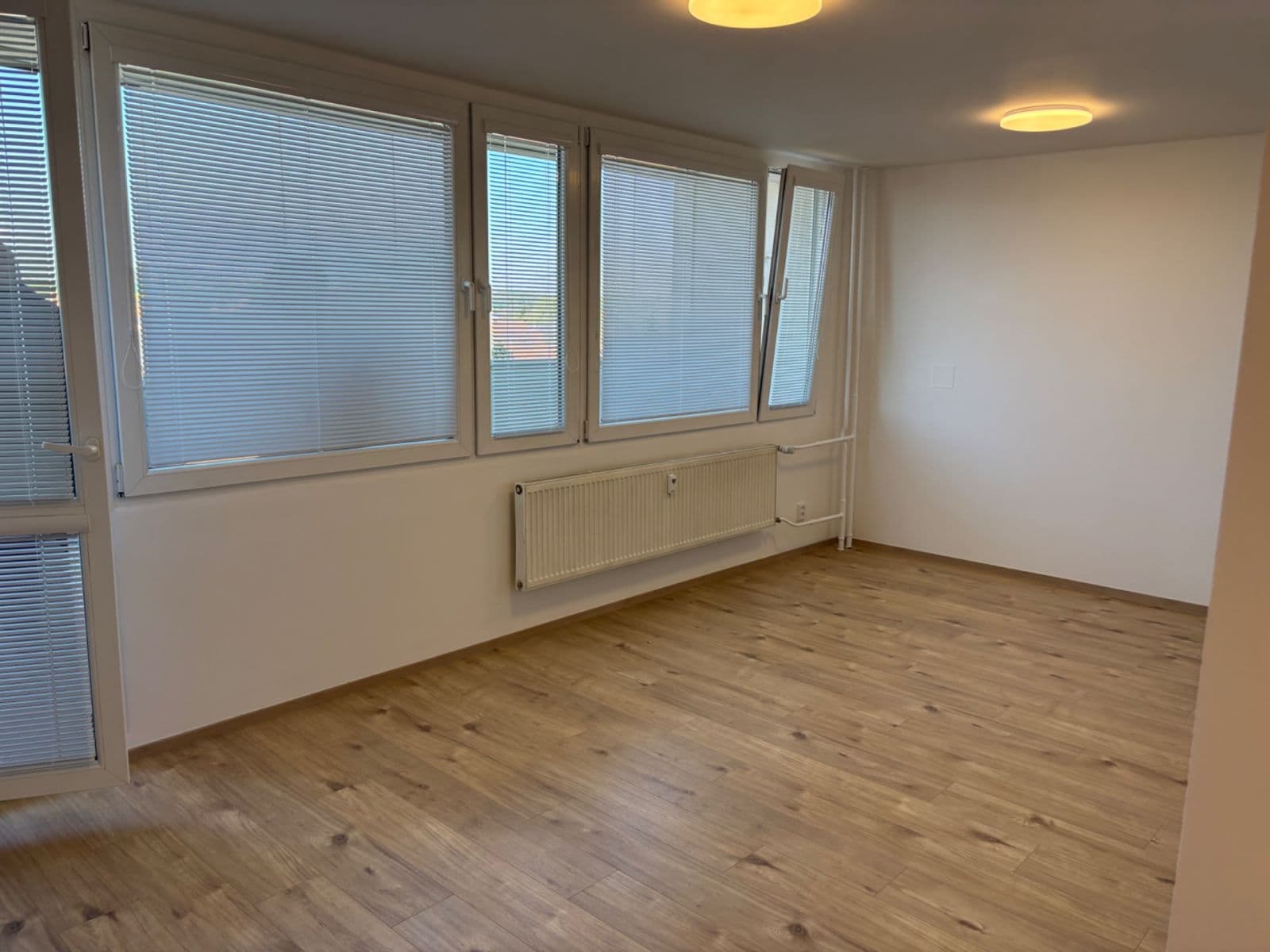 Pronájem bytu 3+kk 61 m², Rákosníkova, Neveklov, Středočeský kraj Pronájem bytu 3+kk 61 m², Rákosníkova, Neveklov, Středočeský kraj