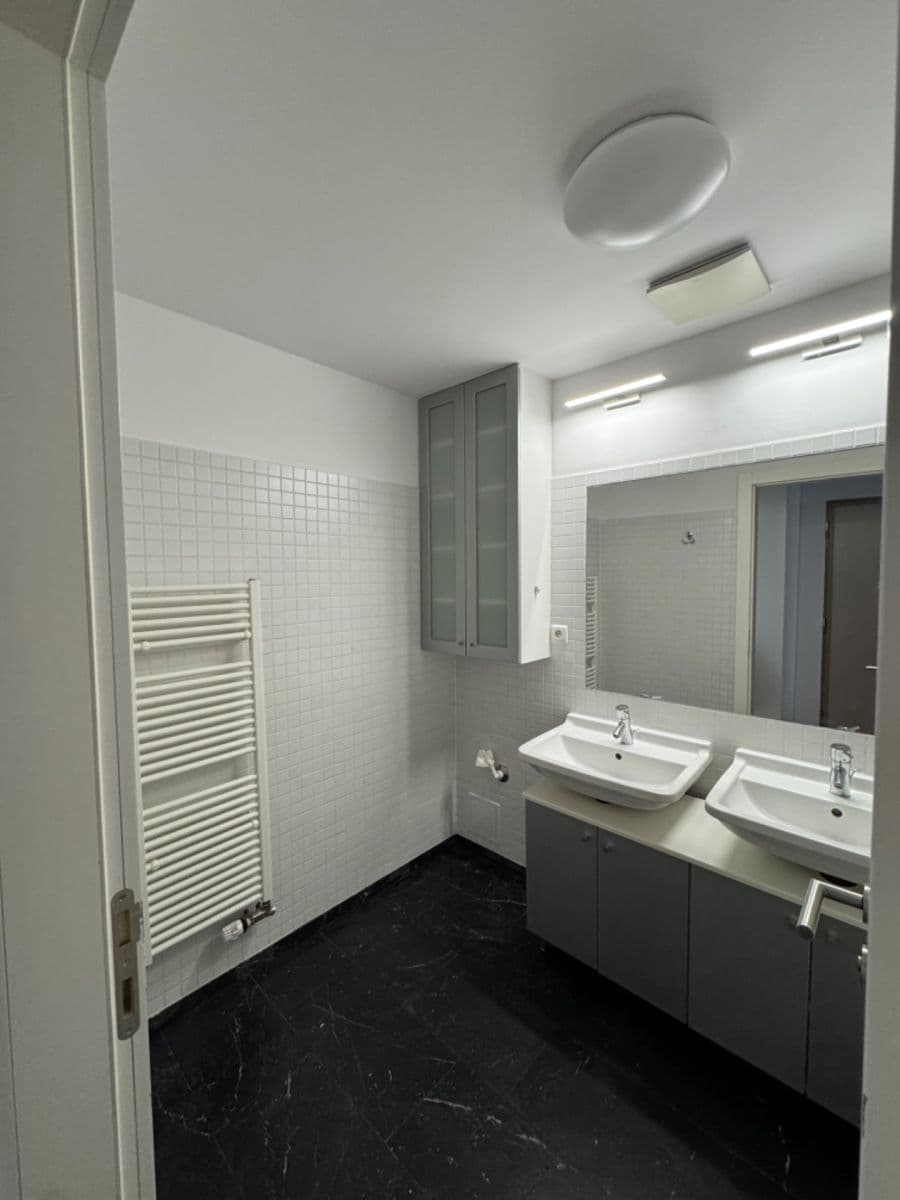 Pronájem bytu 2+kk 61 m², Paříkova, Praha, Praha Pronájem bytu 2+kk 61 m², Paříkova, Praha, Praha