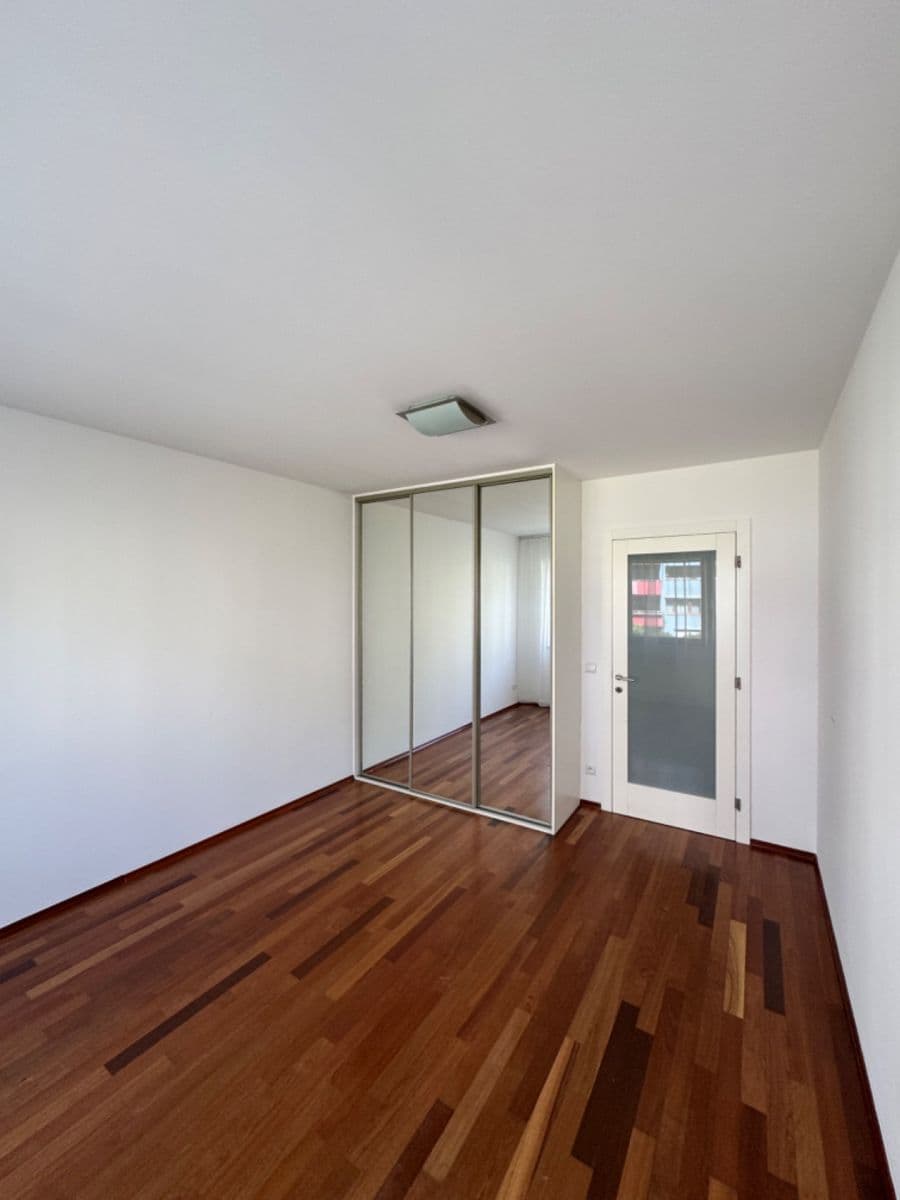 Pronájem bytu 2+kk 61 m², Paříkova, Praha, Praha Pronájem bytu 2+kk 61 m², Paříkova, Praha, Praha