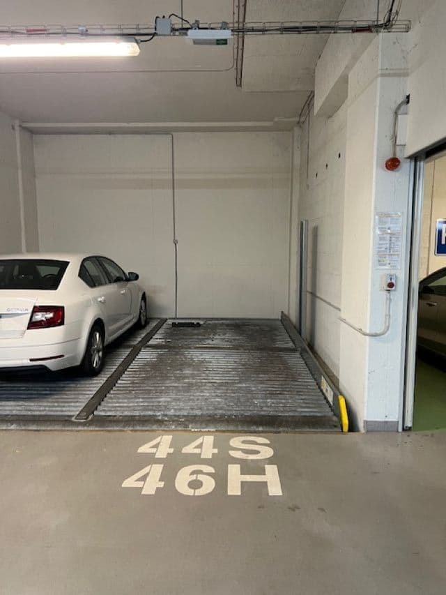 Prodej bytu 1+kk 36 m², Modrého, Praha, Praha Prodej bytu 1+kk 36 m², Modrého, Praha, Praha