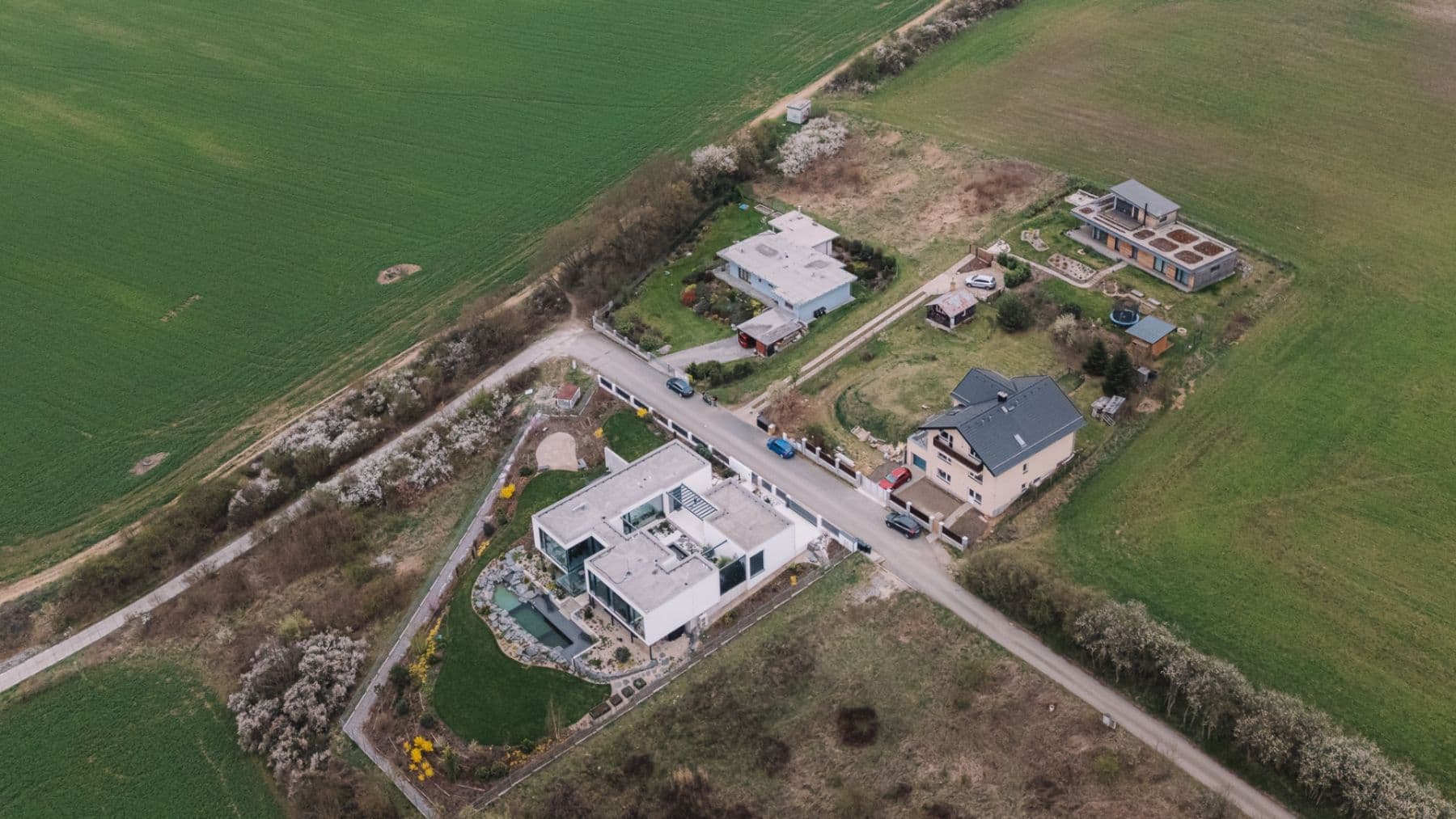 Prodej pozemku 1.594 m², Pod Vrážkou, Řevnice, Středočeský kraj Prodej pozemku 1.594 m², Pod Vrážkou, Řevnice, Středočeský kraj
