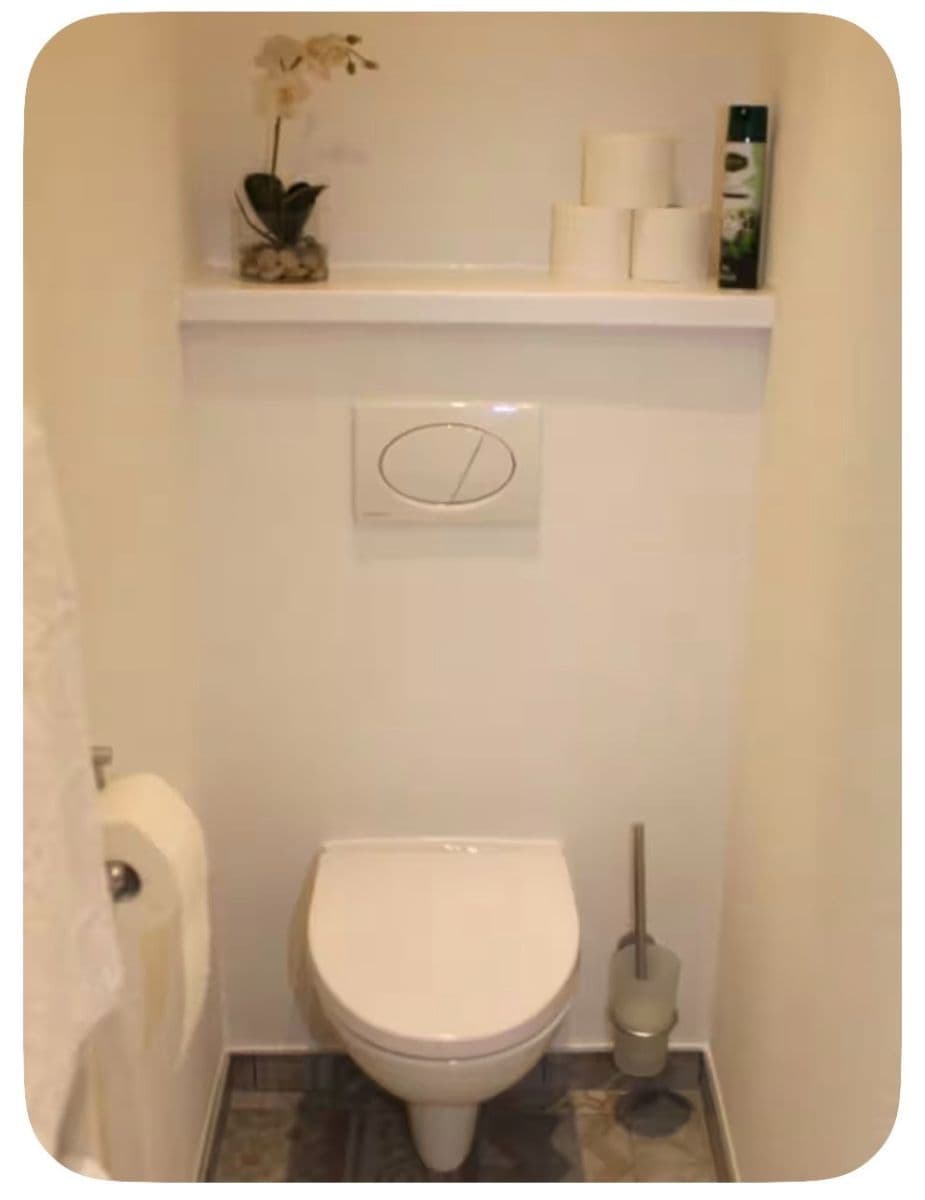 Pronájem bytu 1+kk 40 m², Orlická, Praha, Praha Pronájem bytu 1+kk 40 m², Orlická, Praha, Praha