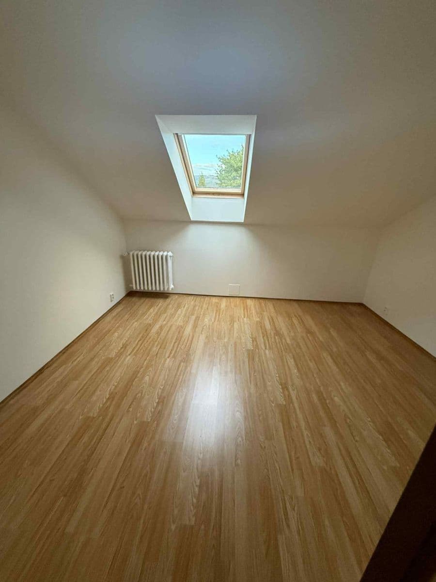 Pronájem bytu 3+1 110 m², Za Dráhou, Bystřice pod Hostýnem, Zlínský kraj Pronájem bytu 3+1 110 m², Za Dráhou, Bystřice pod Hostýnem, Zlínský kraj