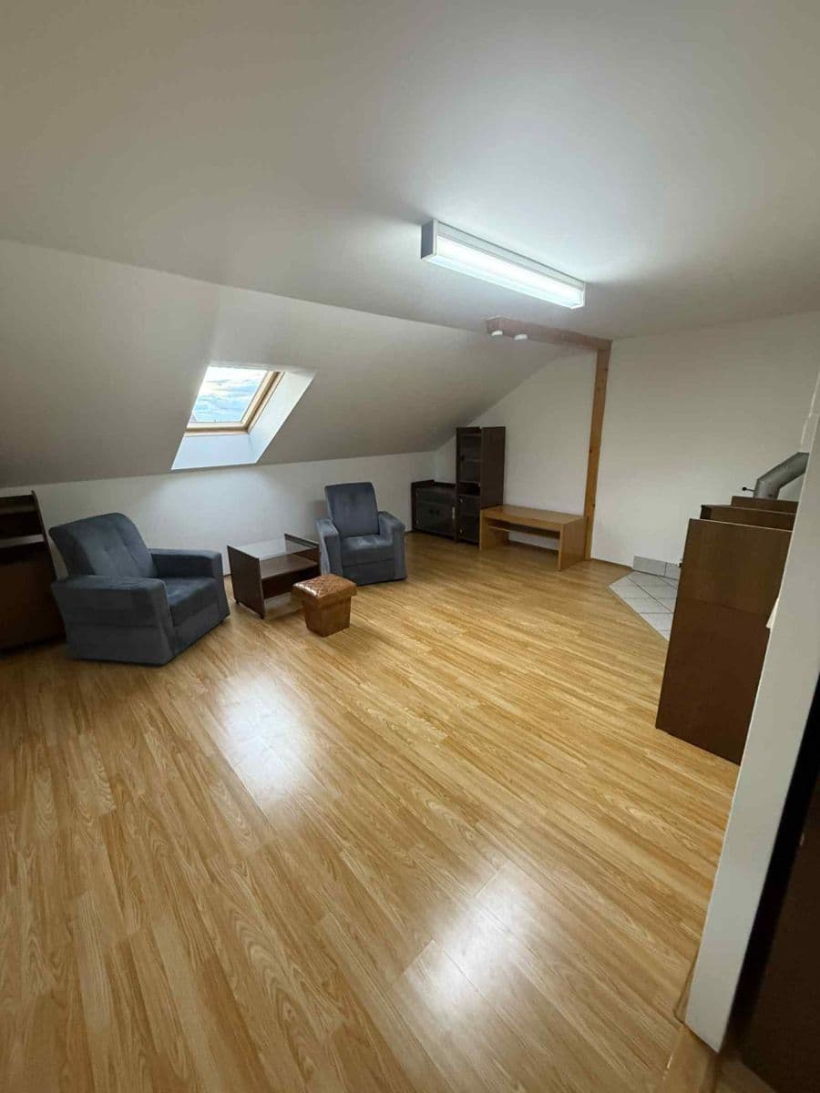 Pronájem bytu 3+1 110 m², Za Dráhou, Bystřice pod Hostýnem, Zlínský kraj Pronájem bytu 3+1 110 m², Za Dráhou, Bystřice pod Hostýnem, Zlínský kraj
