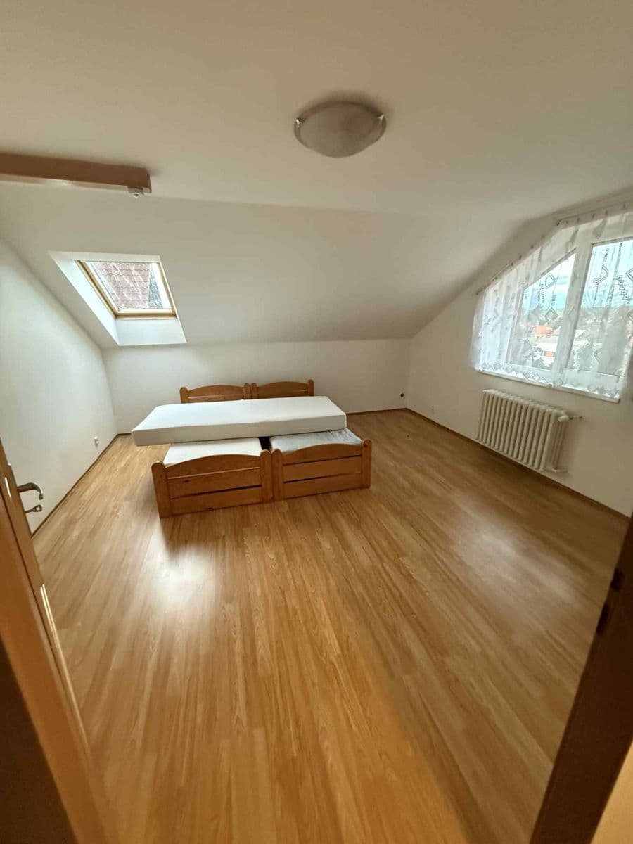 Pronájem bytu 3+1 110 m², Za Dráhou, Bystřice pod Hostýnem, Zlínský kraj Pronájem bytu 3+1 110 m², Za Dráhou, Bystřice pod Hostýnem, Zlínský kraj