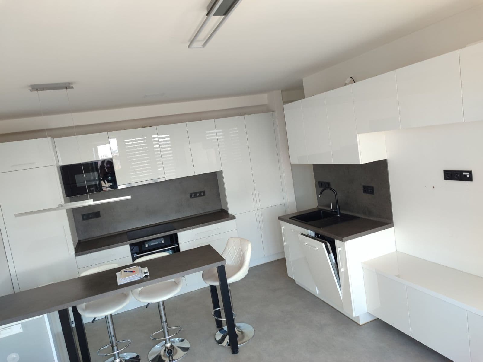 Pronájem bytu 3+kk 50 m², Pod Záhorskem, Plzeň, Plzeňský kraj Pronájem bytu 3+kk 50 m², Pod Záhorskem, Plzeň, Plzeňský kraj