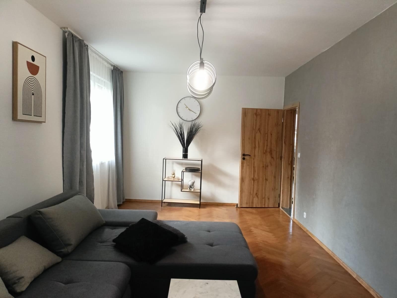 Prodej bytu 2+1 56 m², Karlovy Vary, Karlovarský kraj Prodej bytu 2+1 56 m², Karlovy Vary, Karlovarský kraj