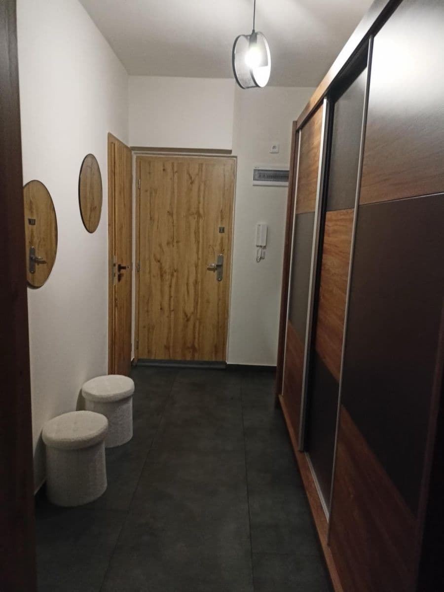 Prodej bytu 2+1 56 m², Karlovy Vary, Karlovarský kraj Prodej bytu 2+1 56 m², Karlovy Vary, Karlovarský kraj
