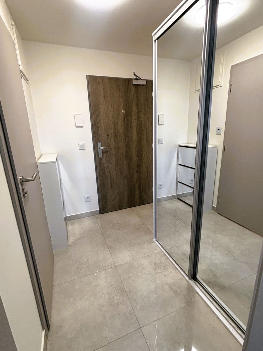 Pronájem bytu 1+kk 36 m², Arnošta Staňka, Praha, Praha Pronájem bytu 1+kk 36 m², Arnošta Staňka, Praha, Praha