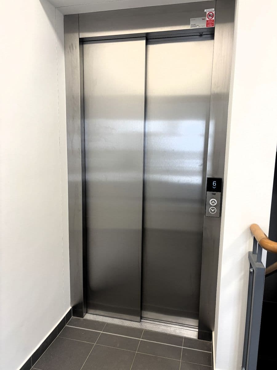Pronájem bytu 1+kk 36 m², Arnošta Staňka, Praha, Praha Pronájem bytu 1+kk 36 m², Arnošta Staňka, Praha, Praha