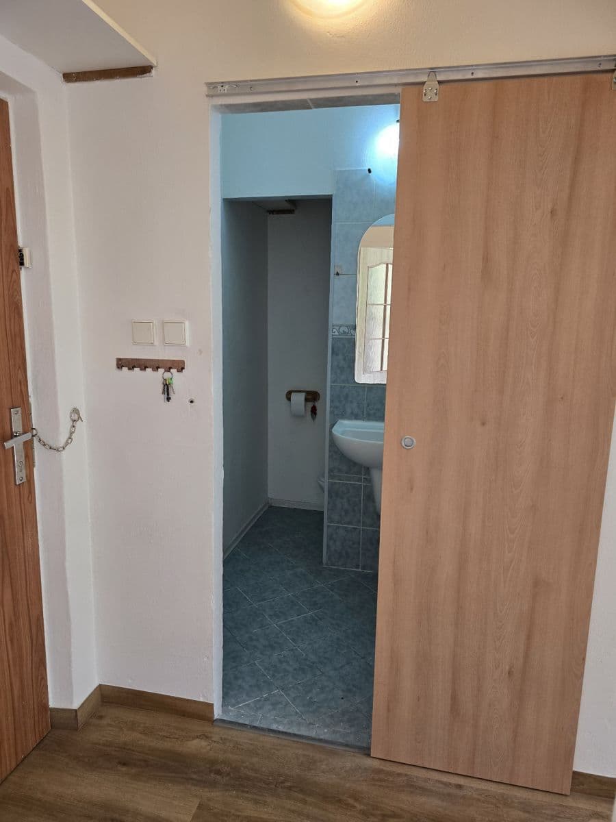 Pronájem bytu 2+kk 36 m², Beethovenova, Frýdek-Místek, Moravskoslezský kraj Pronájem bytu 2+kk 36 m², Beethovenova, Frýdek-Místek, Moravskoslezský kraj