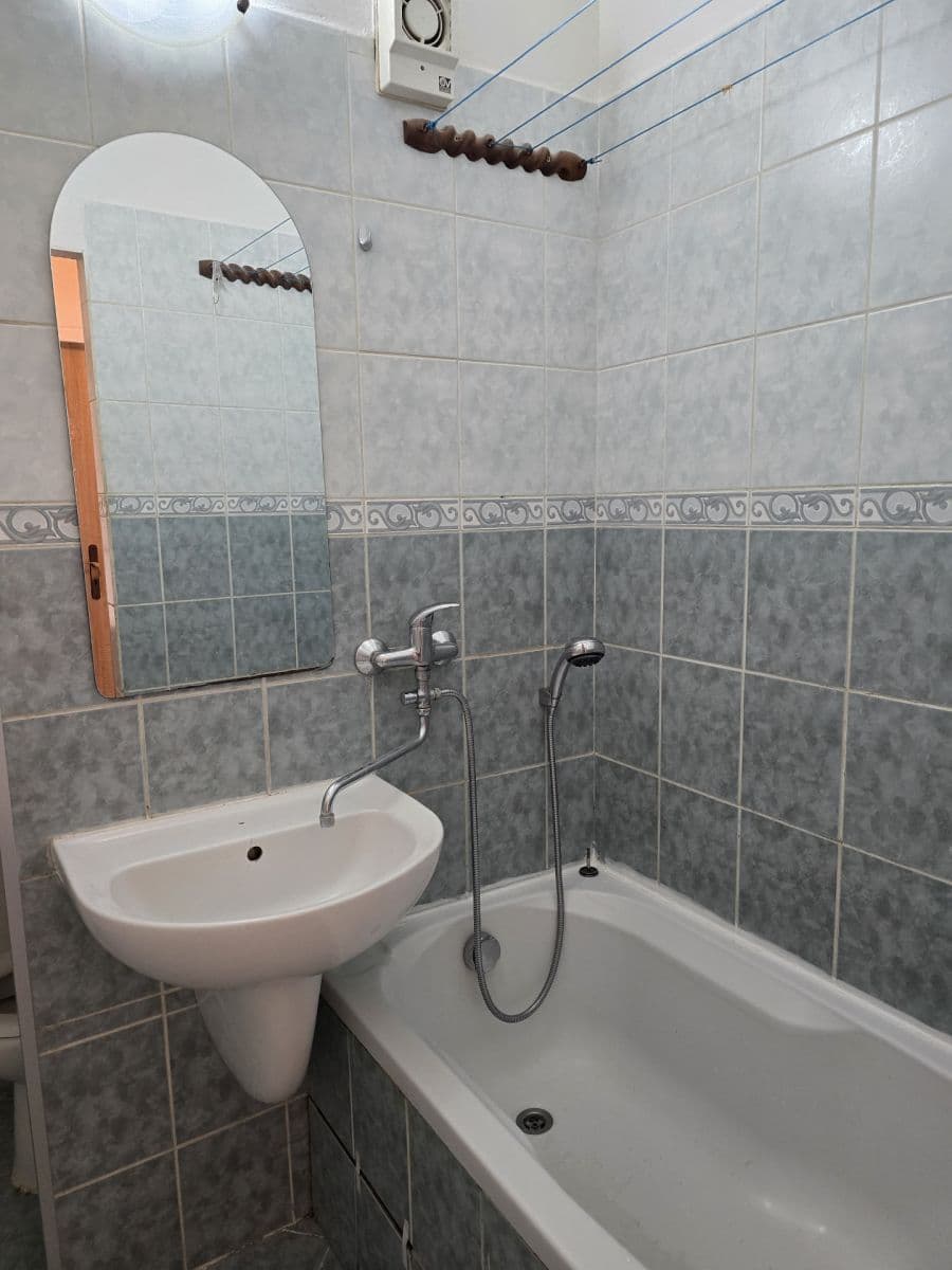 Pronájem bytu 2+kk 36 m², Beethovenova, Frýdek-Místek, Moravskoslezský kraj Pronájem bytu 2+kk 36 m², Beethovenova, Frýdek-Místek, Moravskoslezský kraj