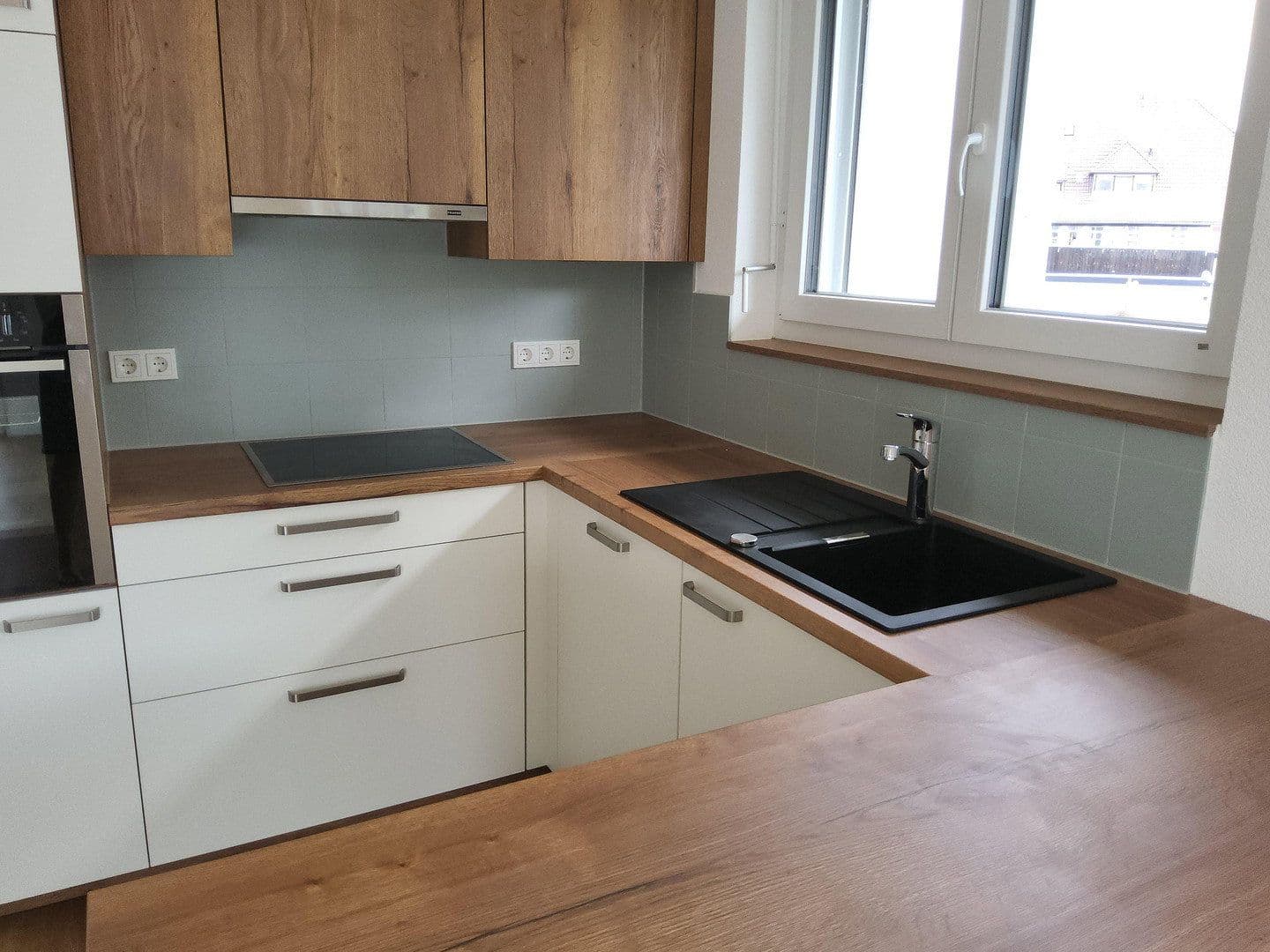 Pronájem bytu 3+1 106 m², Kandern, Bádensko-Württembersko Pronájem bytu 3+1 106 m², Kandern, Bádensko-Württembersko