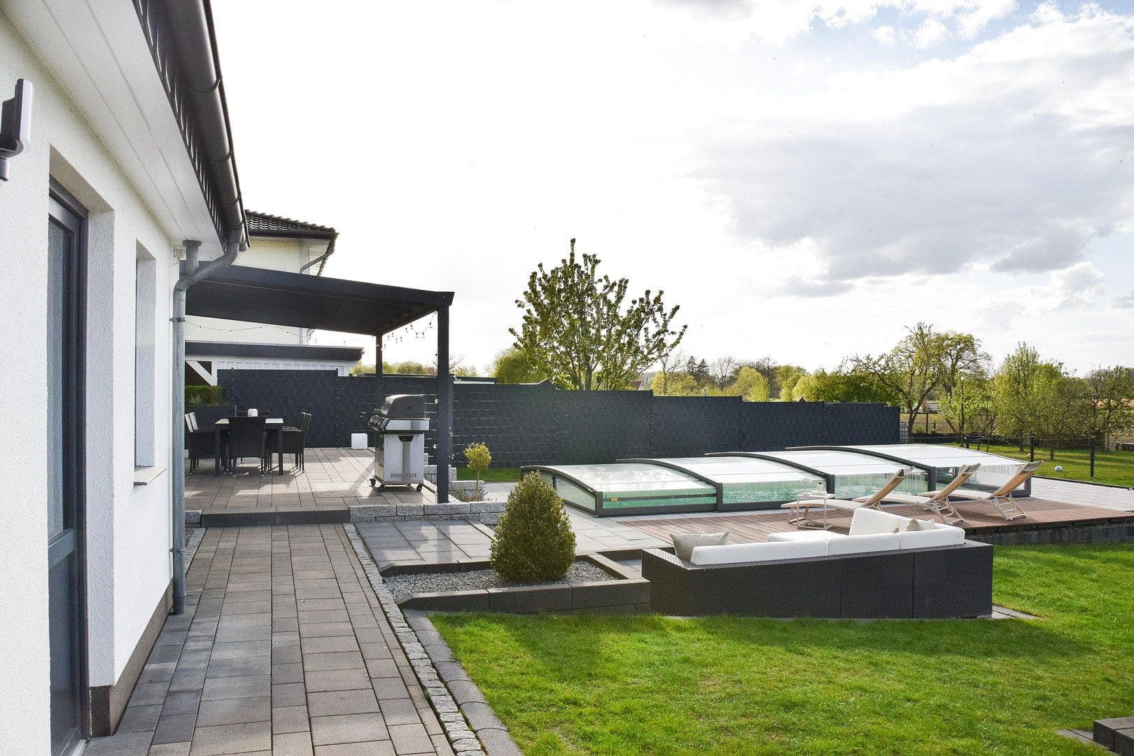 Prodej domu 171 m², pozemek 1.322 m², Wacholderweg 15, Espelkamp, Severní Porýní-Vestfálsko Prodej domu 171 m², pozemek 1.322 m², Wacholderweg 15, Espelkamp, Severní Porýní-Vestfálsko