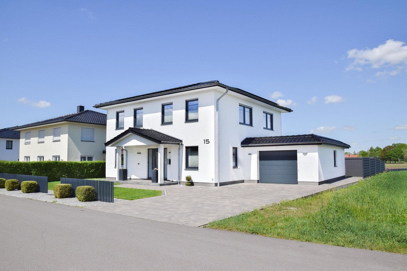 Prodej domu 171 m², pozemek 1.322 m², Wacholderweg 15, Espelkamp, Severní Porýní-Vestfálsko Prodej domu 171 m², pozemek 1.322 m², Wacholderweg 15, Espelkamp, Severní Porýní-Vestfálsko