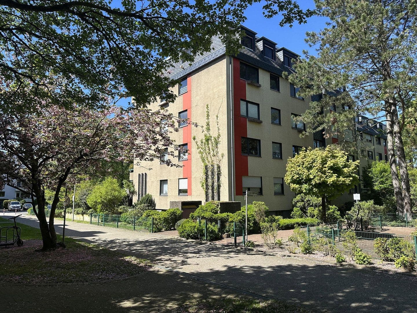 Prodej bytu 1+1 45 m², Hilden, Severní Porýní-Vestfálsko Prodej bytu 1+1 45 m², Hilden, Severní Porýní-Vestfálsko