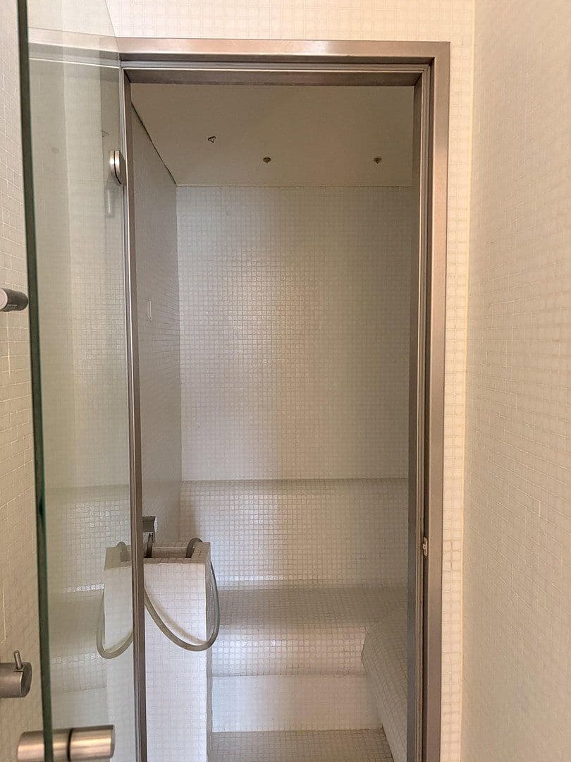 Prodej bytu 2+kk 101 m², Frankfurt, Hessen Prodej bytu 2+kk 101 m², Frankfurt, Hessen
