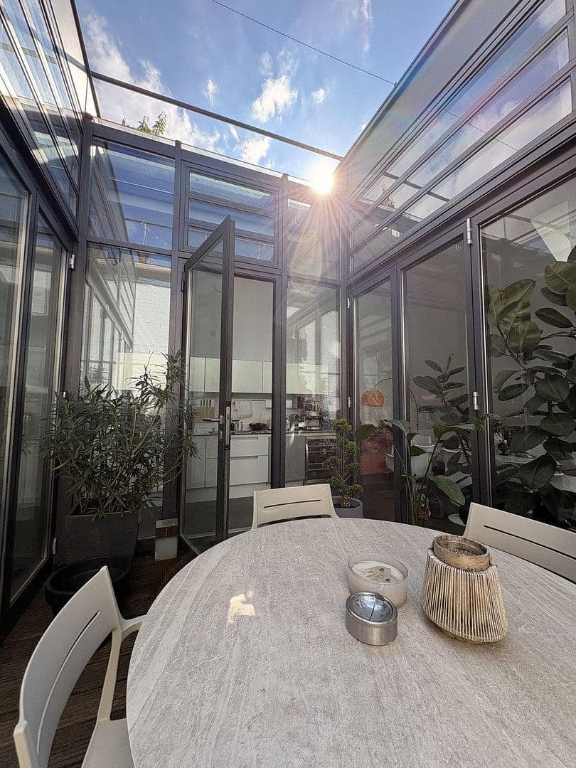 Prodej bytu 2+kk 101 m², Frankfurt, Hessen Prodej bytu 2+kk 101 m², Frankfurt, Hessen