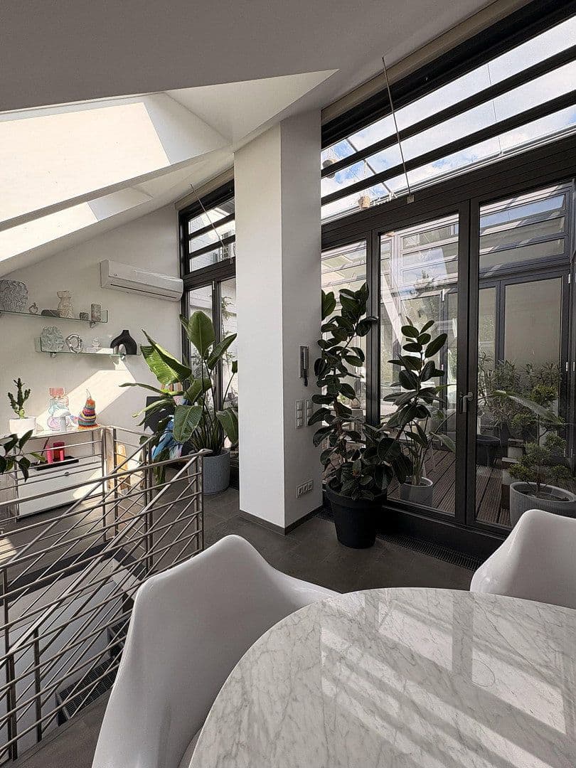 Prodej bytu 2+kk 101 m², Frankfurt, Hessen Prodej bytu 2+kk 101 m², Frankfurt, Hessen