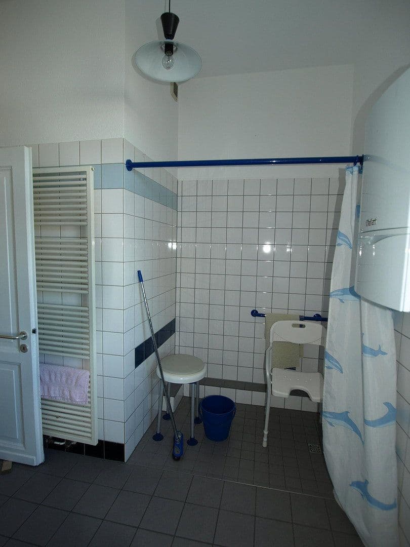 Pronájem domu 350 m², pozemek 2.500 m², Neuenhöhe 85, Wermelskirchen, Severní Porýní-Vestfálsko Pronájem domu 350 m², pozemek 2.500 m², Neuenhöhe 85, Wermelskirchen, Severní Porýní-Vestfálsko
